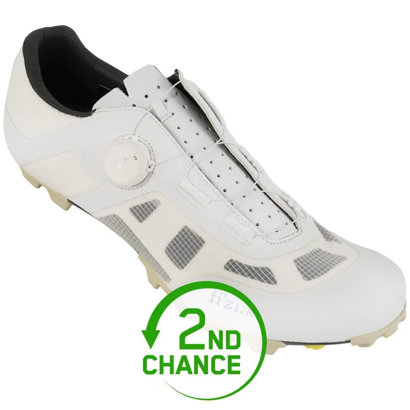 Nur Für Kurze Zeit Fizik Vento Proxy MTB Schuhe Unisex - weiß / weiß - B-Ware