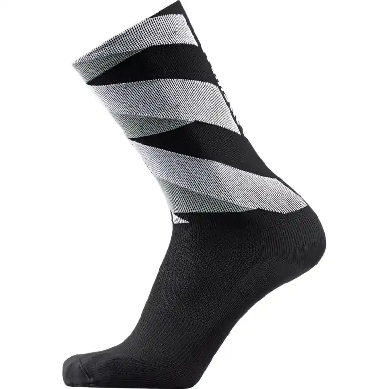 Sichere Zahlung GOREWEAR Essential Signal Socken mittellang - schwarz / weiß 9901