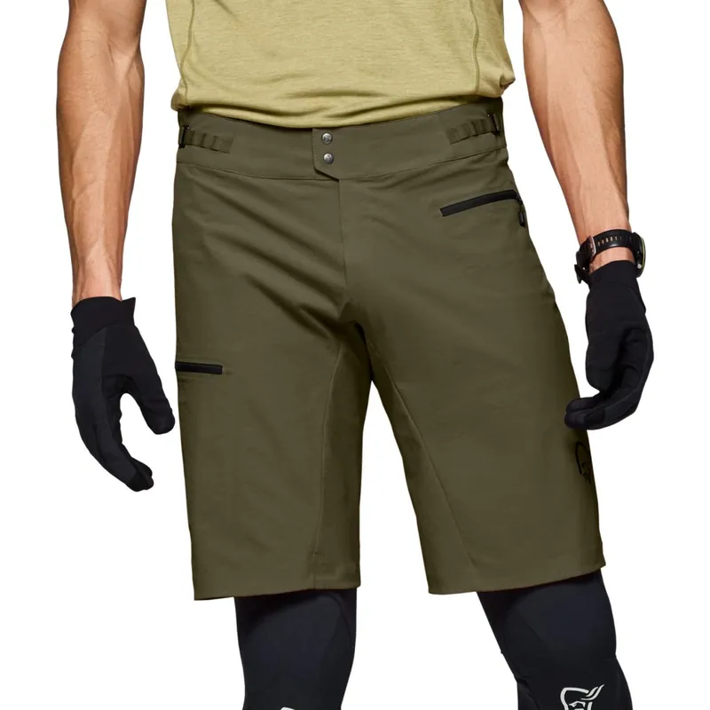 Norrona fjørå flex1 light Shorts Herren - Olive Night Finale Aktion