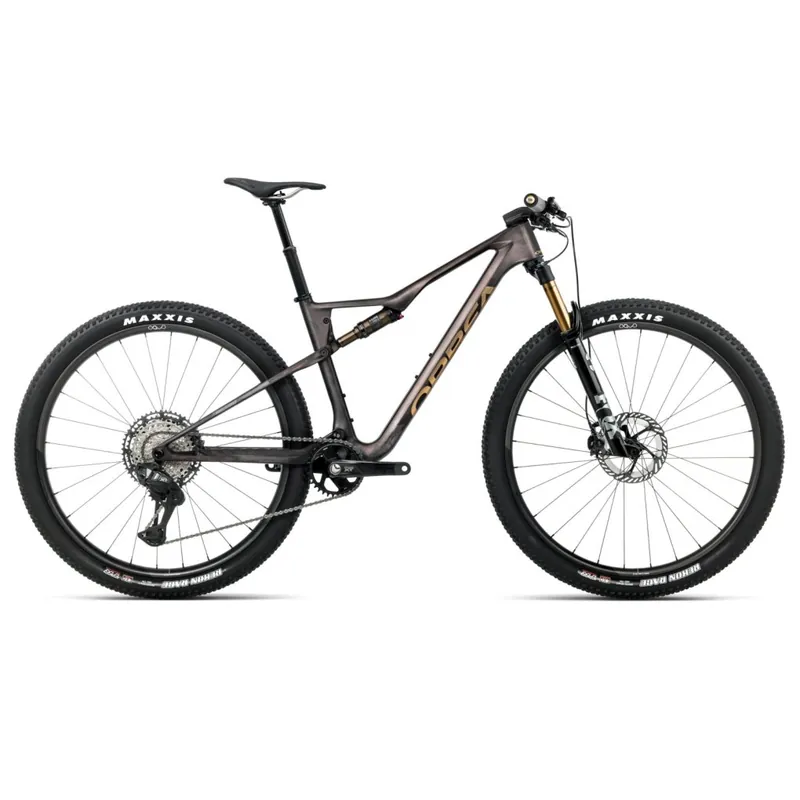 Orbea OIZ M-PRO - Carbon Mountainbike - 2026 - Bronze Carbon View - Titan Gold (matt/gloss) Neu