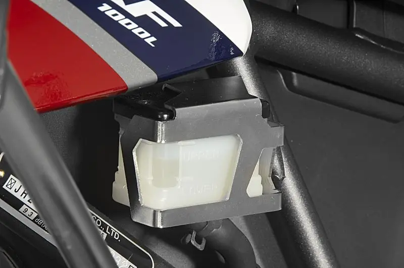 Ausverkauf Schutz Bremsflüssigkeitsbehälter Honda CRF1000L Africa Twin (2015-2017), hinten