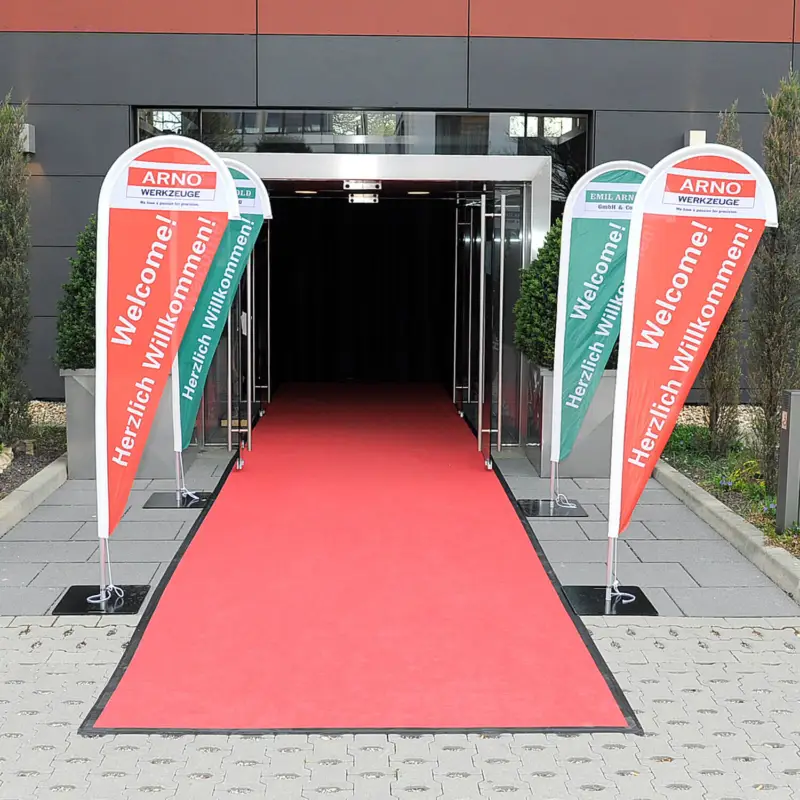 Wings-Banner Set 3 Trendy mit Ihrem Logo, mit Bodenplatte Banner & Gestänge Beliebt