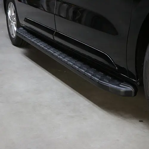 Trittbretter NS Schwarz Ford Transit Connect 2024+ Highlight